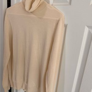 Cashmere roll neck sweater